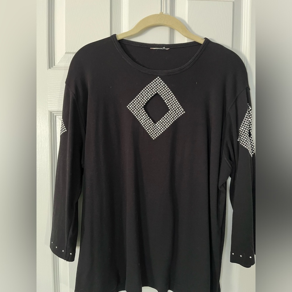Women’s top.